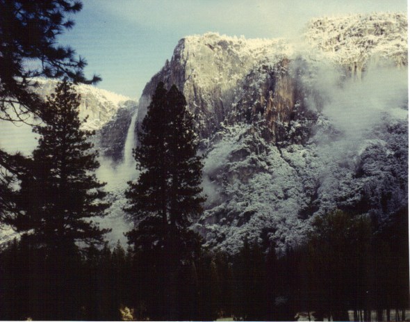 Yosemite 1994 - snow and falls